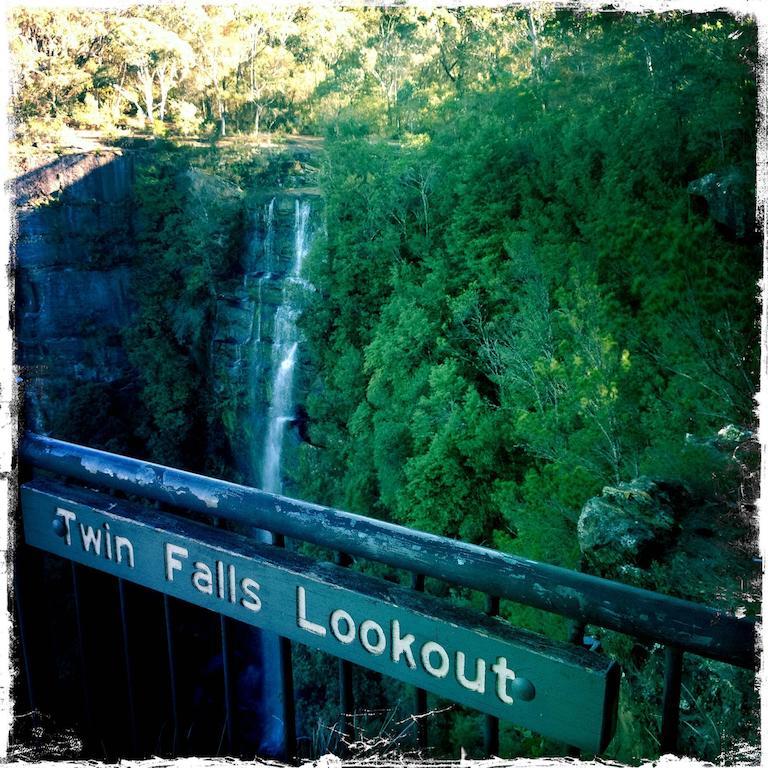 Twin Falls Bush Cottages Fitzroy Falls Quarto foto